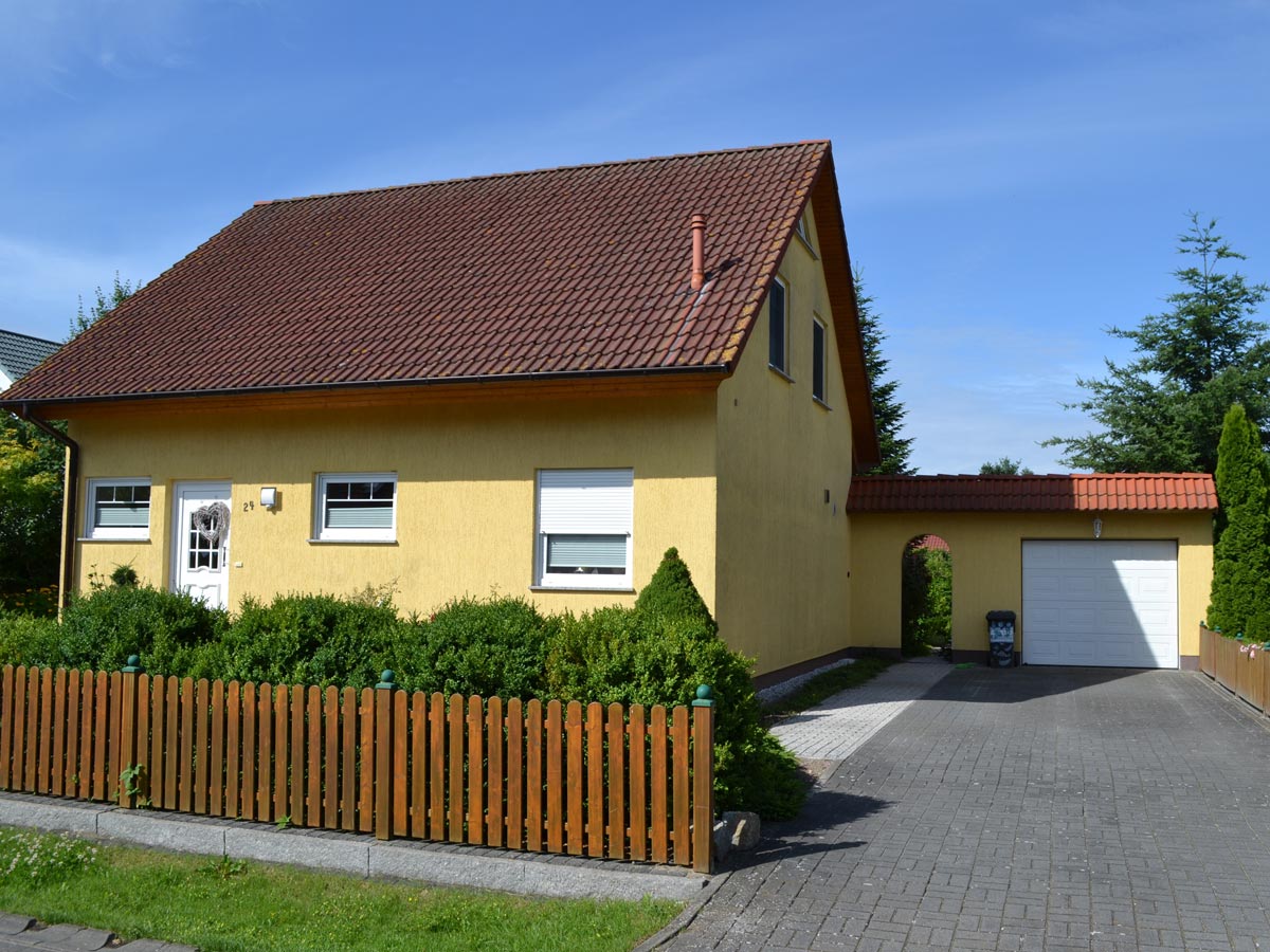 EFH (Garage+Carport)